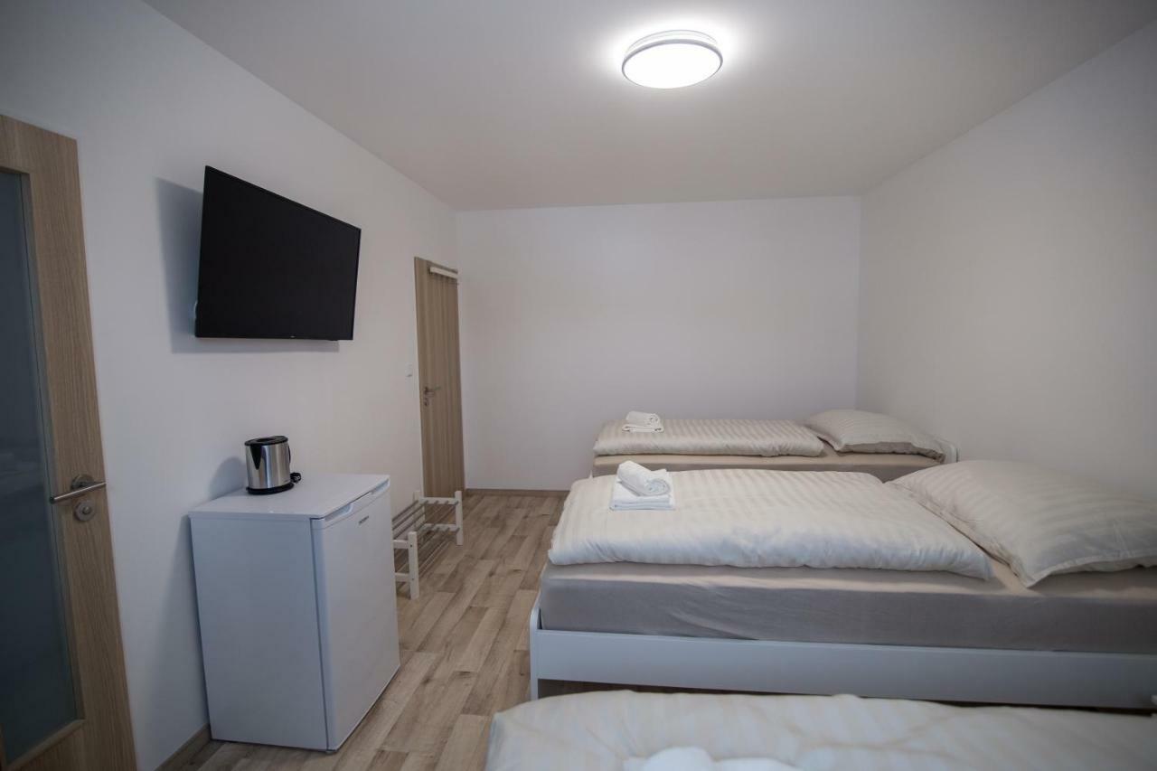 Apartment Dana Hostka  Exterior photo